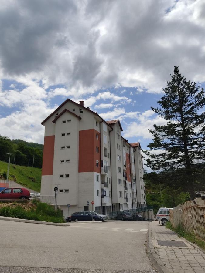 Apartman Andjela بلوزين المظهر الخارجي الصورة